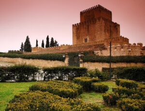 Parador de Turismo Enrique II de Trastámara en Ciudad Rodrigo (Salamanca)