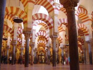Cuatro empresas optan a organizar el Mercado Temático de Córdoba 2024